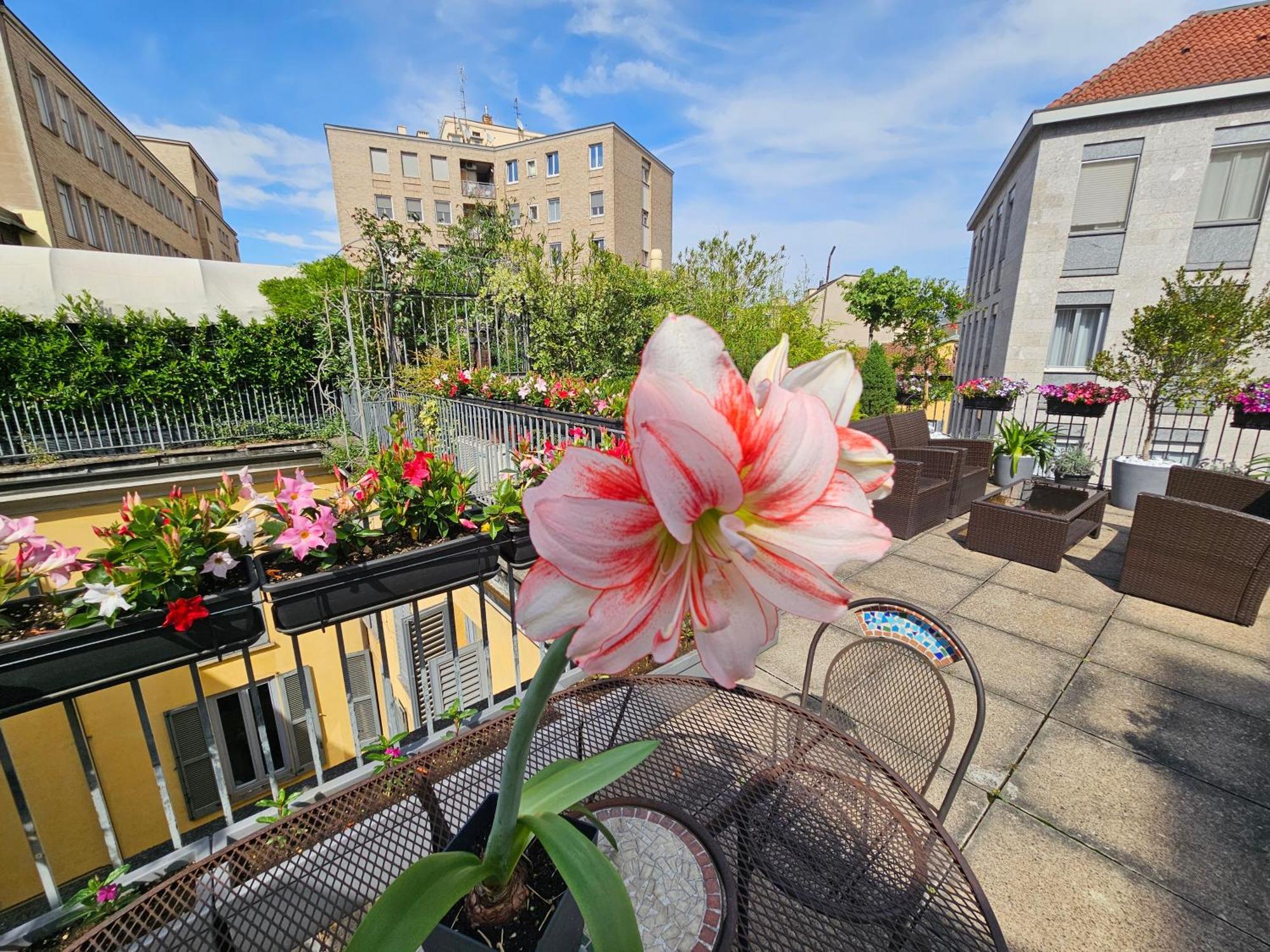Exclusive Top Floor 2-Bedroom Flat Milano Eksteriør bilde